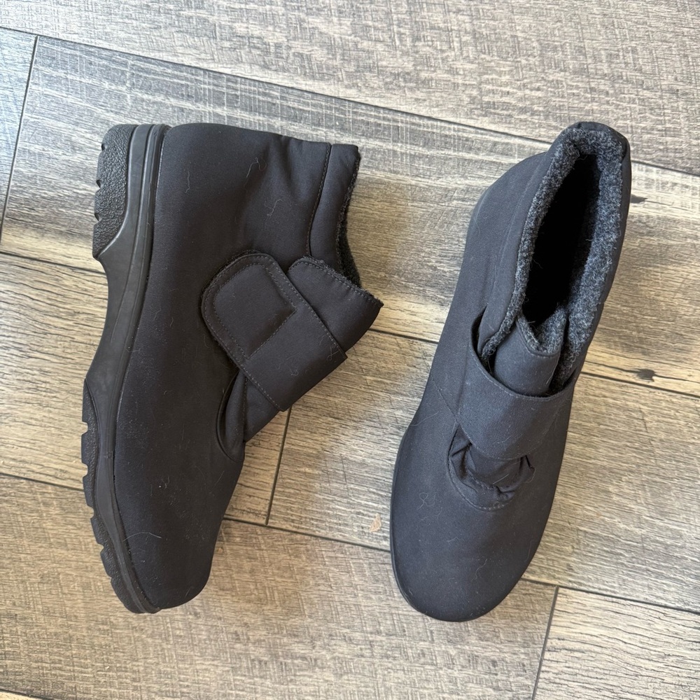 Toe Warmers Black Winter Ankle Boots Insulated Made in Canada Like New Size 13WW